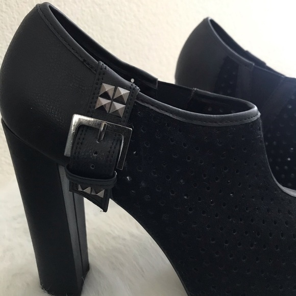 Nine & Co. Black Peep Toe Ankle Boots - Picture 3 of 8